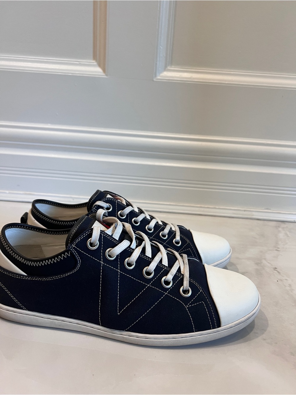 Louis Vuitton canvas navy sneakers 8US